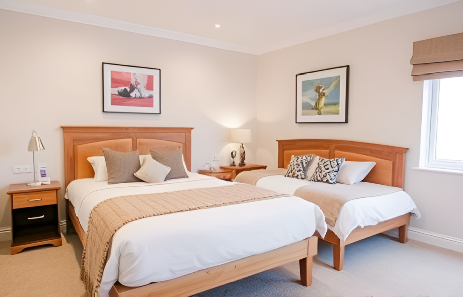 Custom-Made Double Beds: Pros and Cons