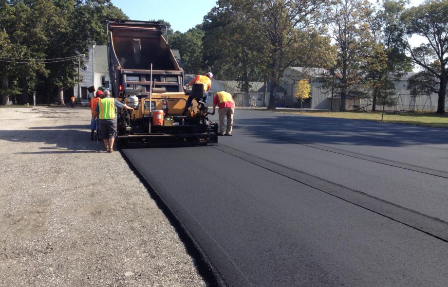 asphalt paving