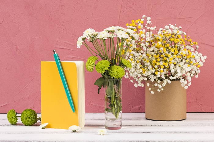 Spring Flowers for Your Office Décor