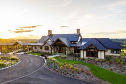 luxury home builders Austin TX