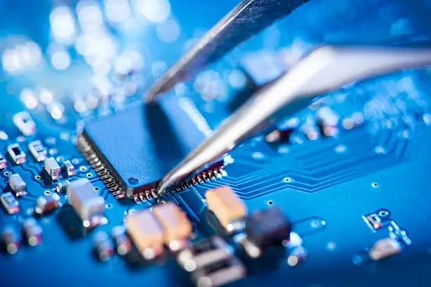electronics repair service​