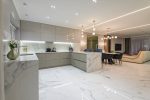 falseflooringinDubai