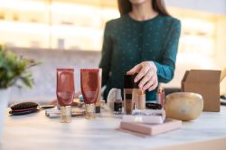 private label vs branded cosmetics